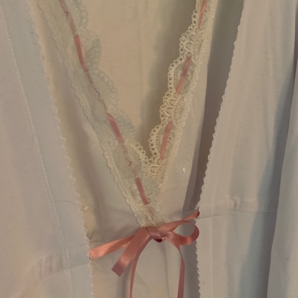 Maternity Nightgown and Robe Set - Picture 5 of 5